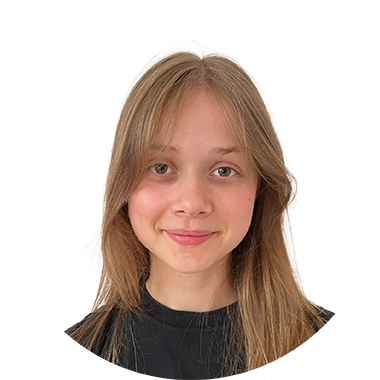 Zélie Thuault Chargée de communication